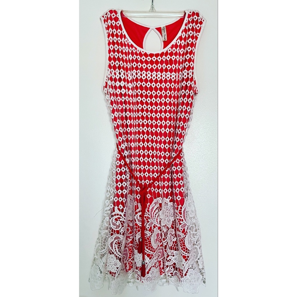 Beautiful Lace White Peach Stretch Knee Length Dress L